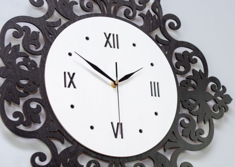 Zegar w stylu retro czarny