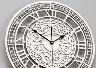 Zegar wiktoriański biały