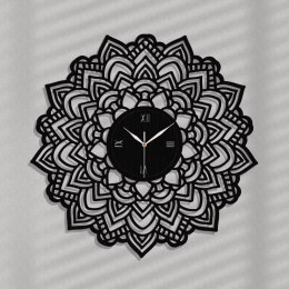 Czarny koronkowy zegar vintage
