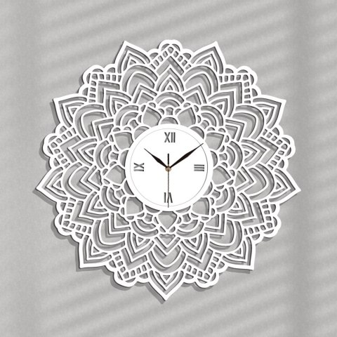 Zegar ażurowy koronka