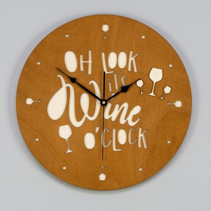 Zegar kuchenny z motywem wina
