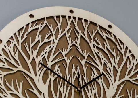 Zegar z motywem jelenia