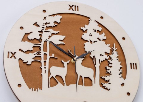 Zegar z jeleniami