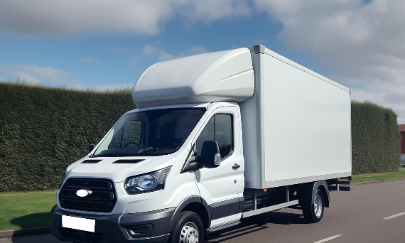 Ile kosztuje profesjonalna przeprowadzka? Przewodnik po cenach 2025