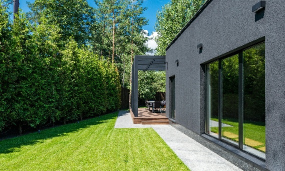 Wytrzymałe płytki do zadań specjalnych, czyli gres techniczny