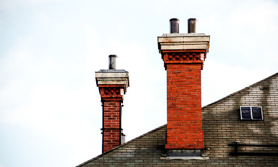 Nasady kominowe - kiedy stosować, jak wybrać najlepszą i ile kosztuje montaż