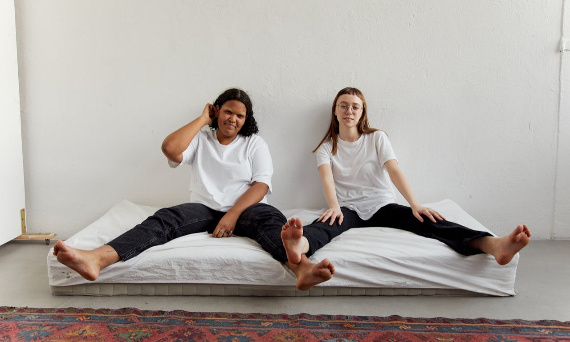 Jaki powinien być materac do spania? Wyjaśniamy